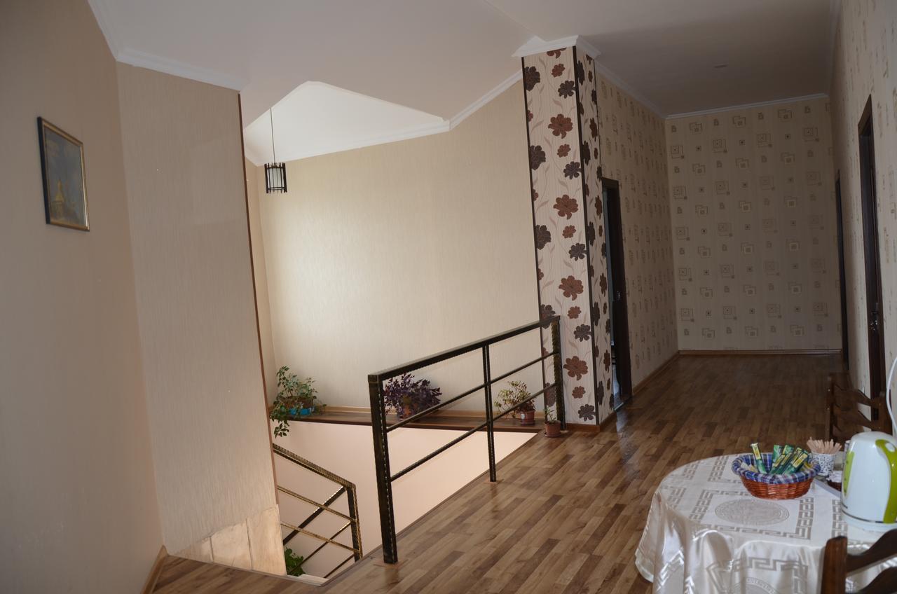 Martvili Newhotel Esterno foto