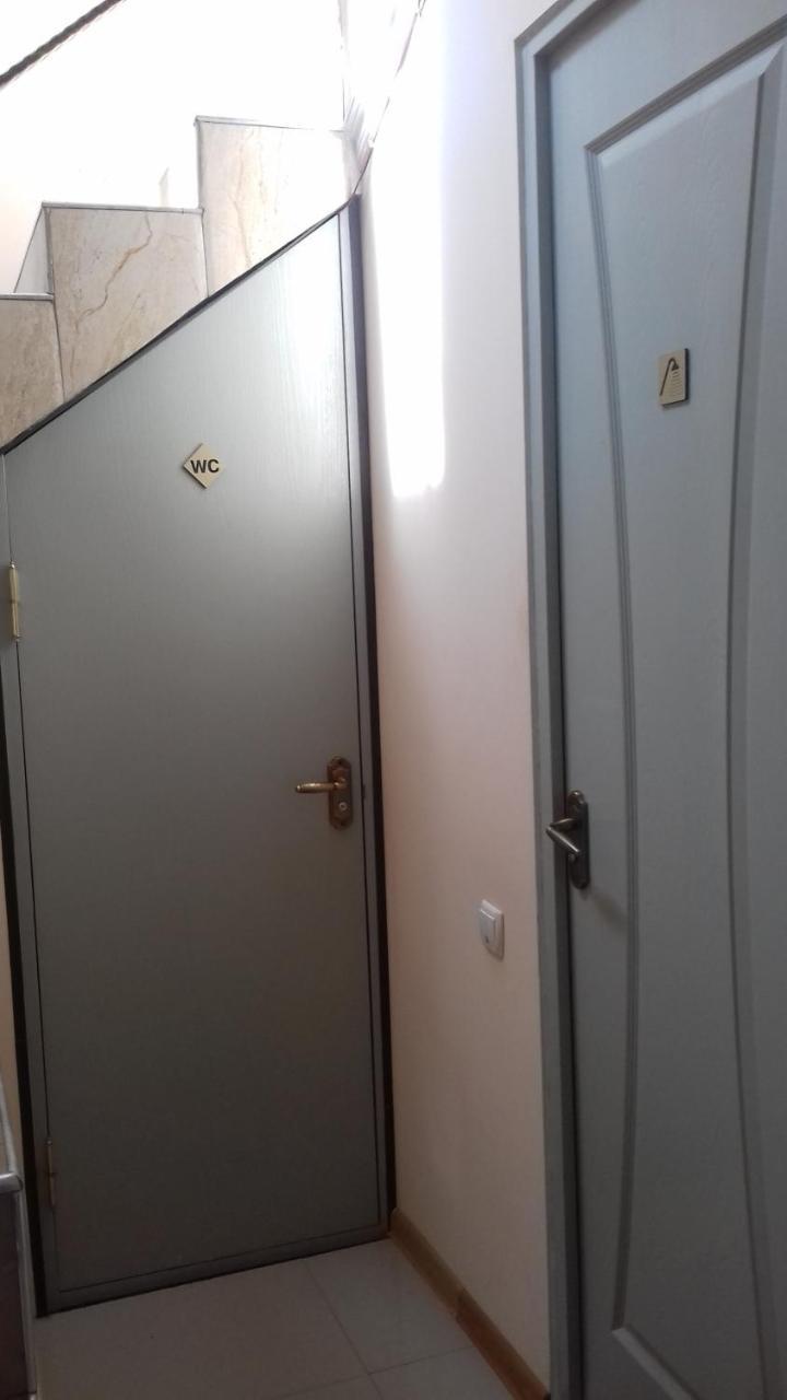 Martvili Newhotel Esterno foto