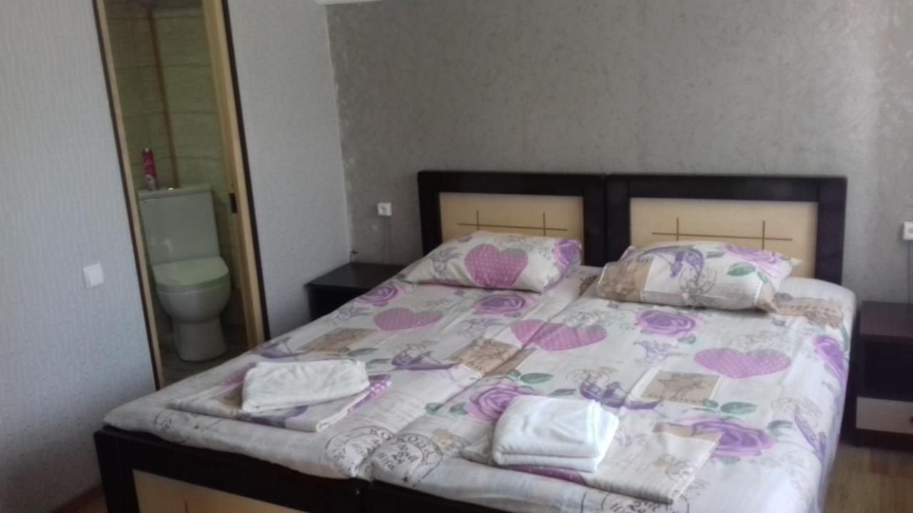 Martvili Newhotel Esterno foto